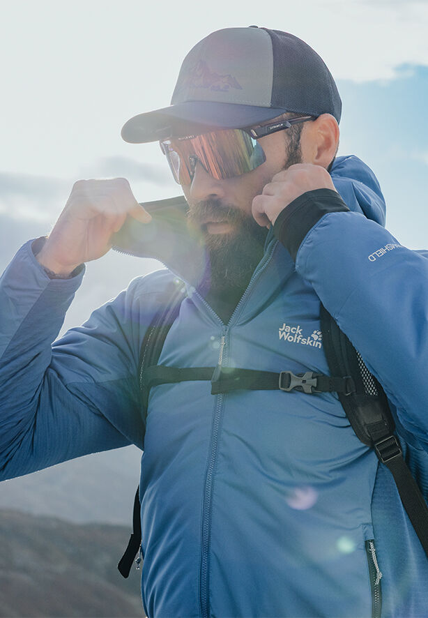 TRAIL LIGHT HYBRID JKT M